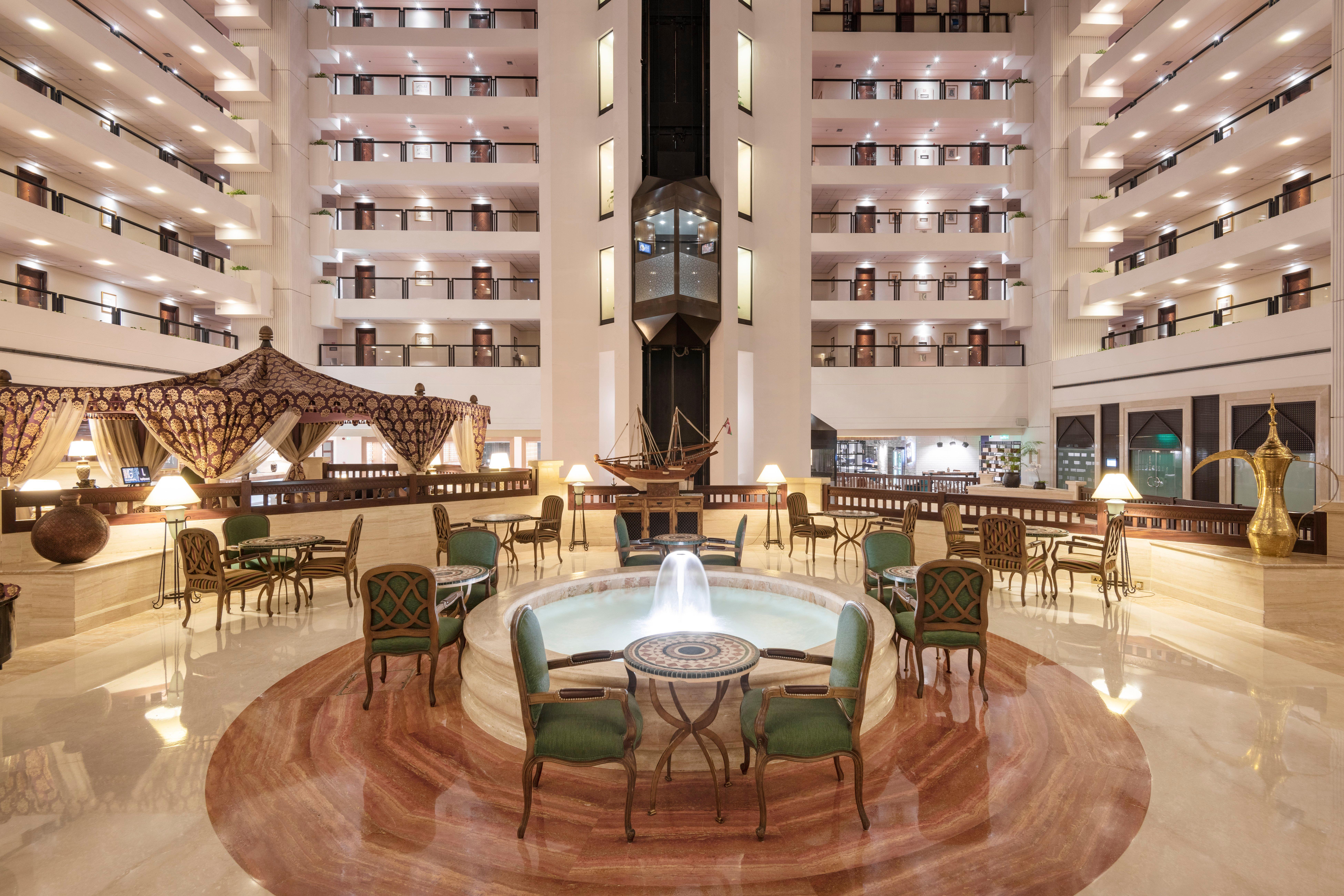 Intercontinental By Ihg 5*